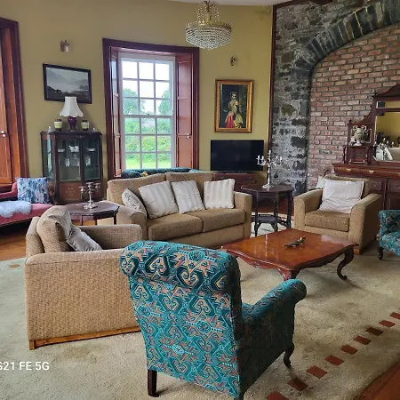 Holiday home Ballycurrin House Galway